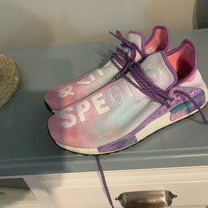 Adidas Pharrell x nmd human race trail holi